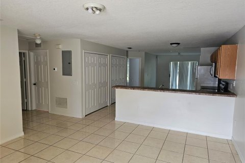 Immobilier commercial à vendre à Kissimmee, Floride: 6 chambres, 243.68 m2 № 1334859 - photo 6