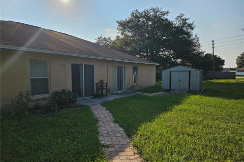 Immobilier commercial à vendre à Kissimmee, Floride: 6 chambres, 243.68 m2 № 1334859 - photo 5