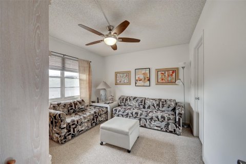 Condo in Coconut Creek, Florida, 2 bedrooms  № 938955 - photo 3