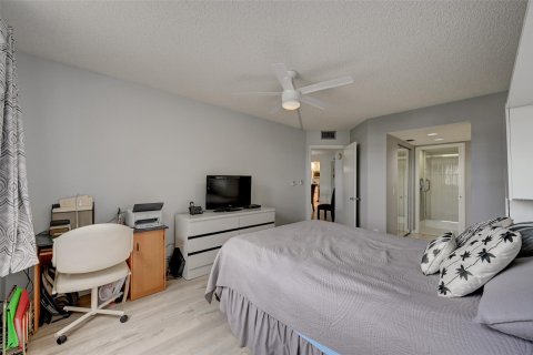 Condo in Coconut Creek, Florida, 2 bedrooms  № 938955 - photo 9