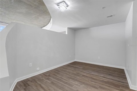 Condominio en venta en Orlando, Florida, 1 dormitorio, 67.82 m2 № 1131973 - foto 9