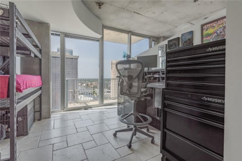 Condominio en venta en Tampa, Florida, 1 dormitorio, 73.02 m2 № 566966 - foto 24