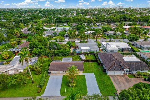 Villa ou maison à vendre à Lighthouse Point, Floride: 2 chambres, 112.69 m2 № 1351708 - photo 22