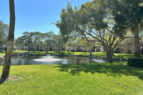 Copropriété à louer à Deerfield Beach, Floride: 2 chambres, 74.97 m2 № 1351758 - photo 16