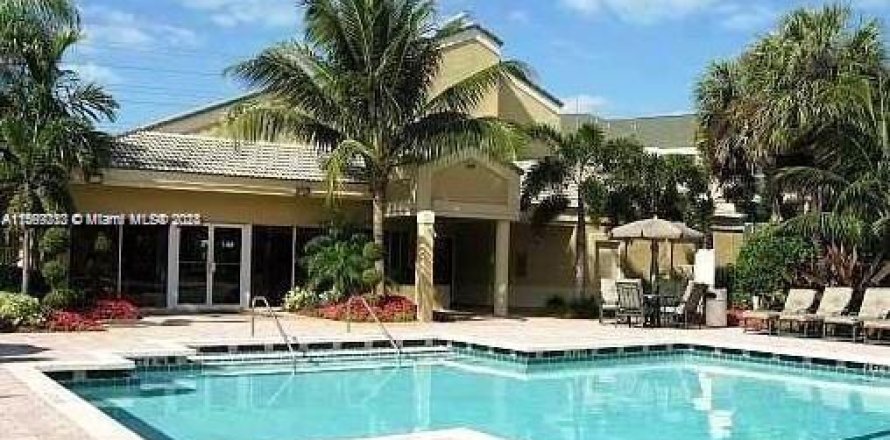 Condominio en Tamarac, Florida, 2 dormitorios  № 1118861