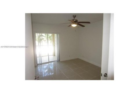 Copropriété à vendre à Tamarac, Floride: 2 chambres, 95.69 m2 № 1118861 - photo 8