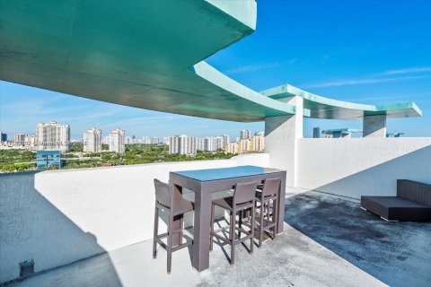 Condo in Aventura, Florida, 1 bedroom  № 1374353 - photo 23