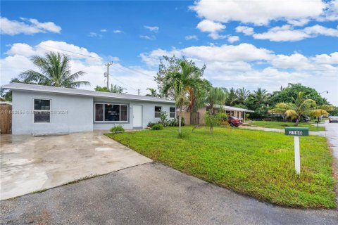 Villa ou maison à vendre à Pompano Beach, Floride: 3 chambres, 107.67 m2 № 1374352 - photo 21