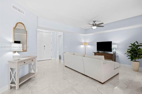 Condo in Fort Lauderdale, Florida, 2 bedrooms  № 1127482 - photo 7