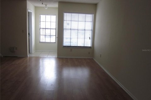 Townhouse in Tampa, Florida 2 bedrooms, 106.19 sq.m. № 1394140 - photo 4