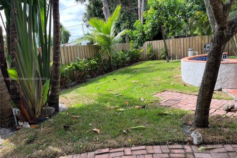 House in North Miami Beach, Florida 3 bedrooms, 109.25 sq.m. № 825189 - photo 6