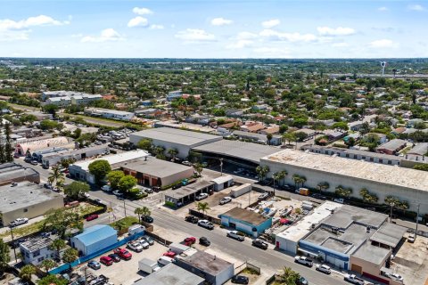 Propiedad comercial en venta en Lake Worth, Florida № 1189370 - foto 5