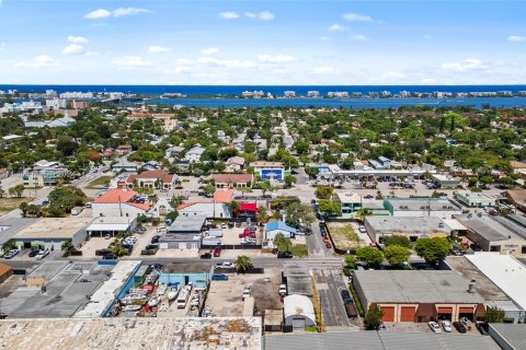 Propiedad comercial en venta en Lake Worth, Florida № 1189370 - foto 1