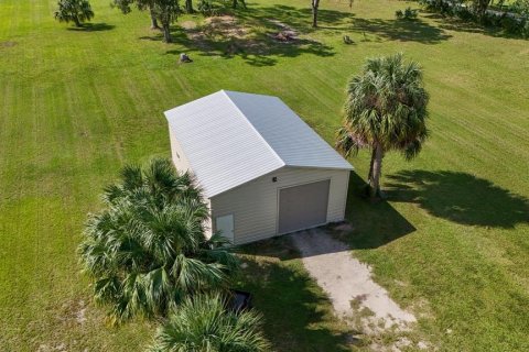 Terreno en venta en Inglis, Florida № 1376741 - foto 9