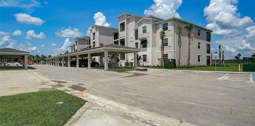 Condominio en Punta Gorda, Florida, 3 dormitorios  № 651439