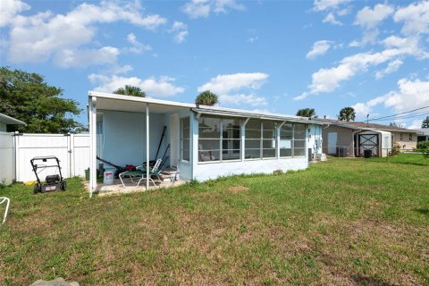 House in Ormond Beach, Florida 3 bedrooms, 113.34 sq.m. № 1383182 - photo 26