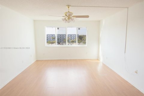Condominio en venta en Homestead, Florida, 2 dormitorios, 99.87 m2 № 1006784 - foto 1