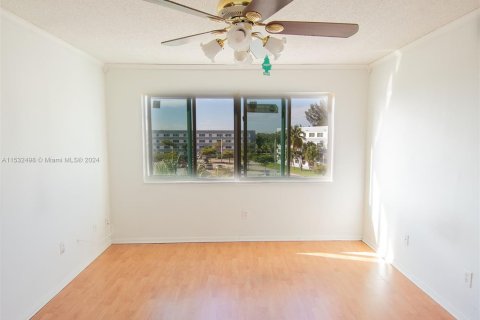 Condo in Homestead, Florida, 2 bedrooms  № 1006784 - photo 6