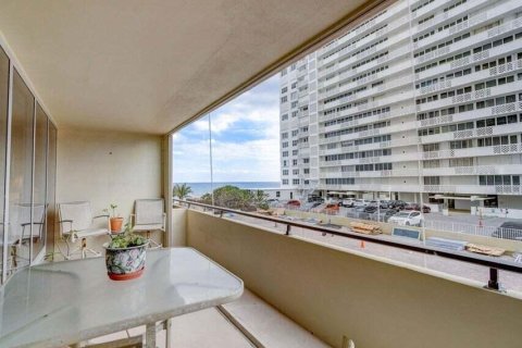 Condominio en venta en Boca Raton, Florida, 2 dormitorios, 120.77 m2 № 1146588 - foto 11