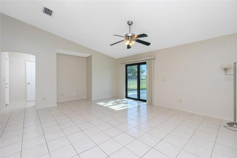 Villa ou maison à vendre à Punta Gorda, Floride: 3 chambres, 154.12 m2 № 1200146 - photo 17