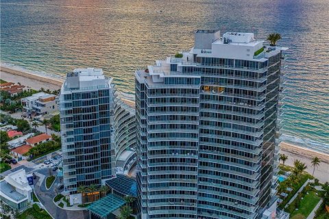 Condominio en venta en Fort Lauderdale, Florida, 4 dormitorios, 325.16 m2 № 273275 - foto 30