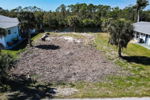 Terrain à vendre à Port Charlotte, Floride № 1357412 - photo 6