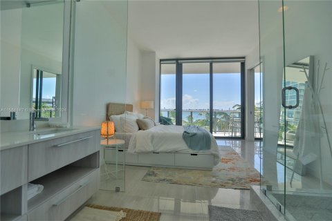 Condominio en venta en Miami, Florida, 2 dormitorios, 98.2 m2 № 1168381 - foto 12