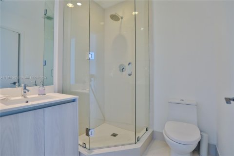 Copropriété à vendre à Miami, Floride: 2 chambres, 98.2 m2 № 1168381 - photo 5