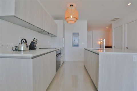 Condominio en venta en Miami, Florida, 2 dormitorios, 98.2 m2 № 1168381 - foto 8