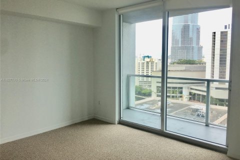 Condo in Miami, Florida, 2 bedrooms  № 1292681 - photo 5