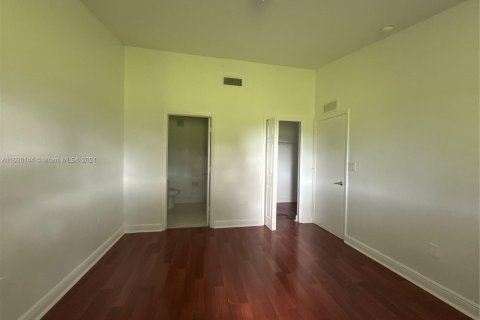 Condo in Homestead, Florida, 3 bedrooms  № 1292713 - photo 6