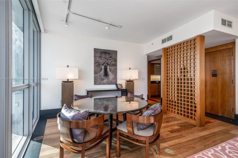 Copropriété à vendre à Miami Beach, Floride: 2 chambres, 107.95 m2 № 1011137 - photo 26