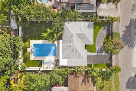 Casa en venta en Fort Lauderdale, Florida, 3 dormitorios, 109.9 m2 № 860548 - foto 2