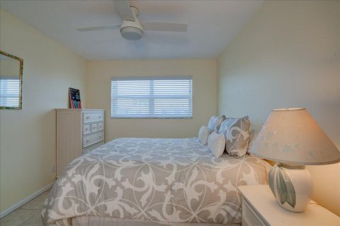 Condo in Boynton Beach, Florida, 2 bedrooms  № 1224775 - photo 15