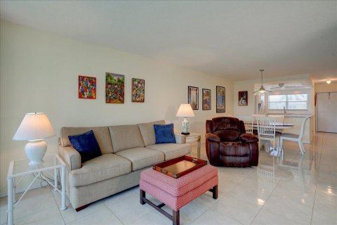 Condo in Boynton Beach, Florida, 2 bedrooms  № 1224775 - photo 24