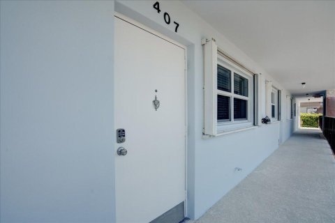 Condominio en venta en Boynton Beach, Florida, 2 dormitorios, 89.46 m2 № 1224775 - foto 9