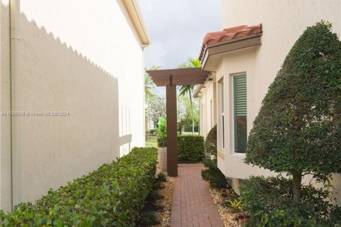 Villa ou maison à vendre à Davie, Floride: 4 chambres, 193.98 m2 № 1375462 - photo 6