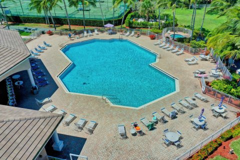 Casa en venta en West Palm Beach, Florida, 2 dormitorios, 174.56 m2 № 1145799 - foto 19