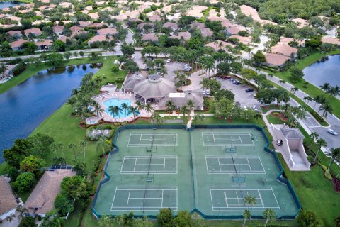 Villa ou maison à vendre à West Palm Beach, Floride: 2 chambres, 174.56 m2 № 1145799 - photo 25