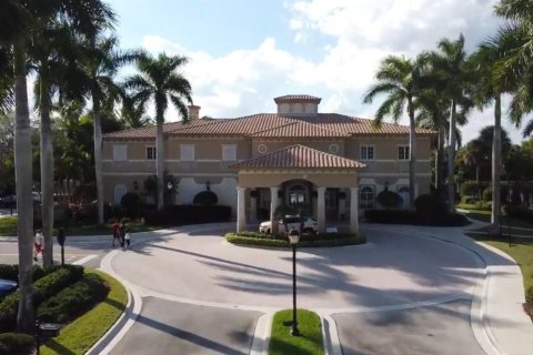 Villa ou maison à louer à Parkland, Floride: 5 chambres, 356.37 m2 № 1223614 - photo 9