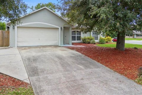 House in Deltona, Florida 4 bedrooms, 157.19 sq.m. № 1413176 - photo 2