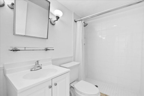 Condo in West Palm Beach, Florida, 2 bedrooms  № 941262 - photo 20