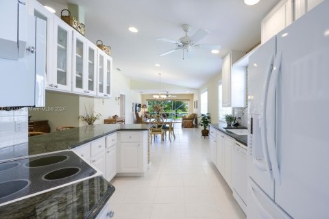 Villa ou maison à vendre à Palm Beach Gardens, Floride: 2 chambres, 155.89 m2 № 1377501 - photo 7