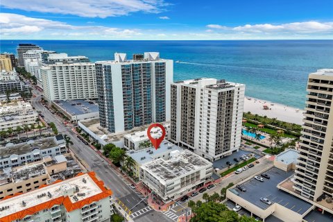 Copropriété à vendre à Miami Beach, Floride: 1 chambre, 45.52 m2 № 1377454 - photo 2