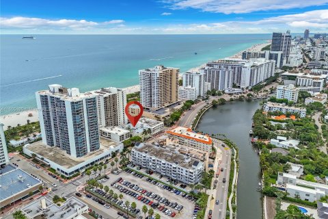 Copropriété à vendre à Miami Beach, Floride: 1 chambre, 45.52 m2 № 1377454 - photo 8