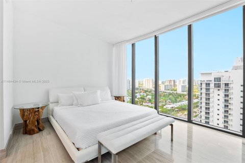 Condo in Sunny Isles Beach, Florida, 3 bedrooms  № 843693 - photo 23