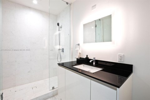 Condo in Sunny Isles Beach, Florida, 3 bedrooms  № 843693 - photo 25