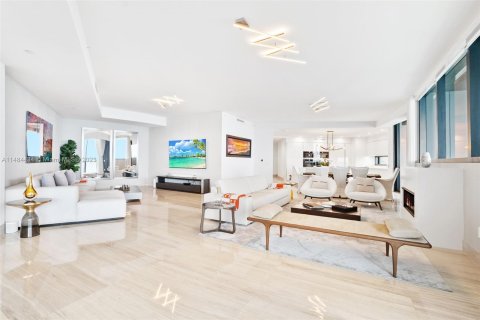 Condo in Sunny Isles Beach, Florida, 3 bedrooms  № 843693 - photo 4