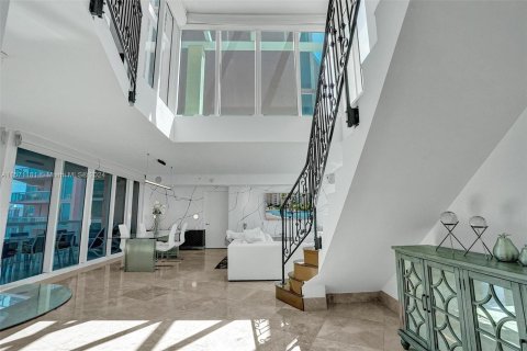 Copropriété à vendre à Aventura, Floride: 3 chambres, 242.47 m2 № 1127317 - photo 26