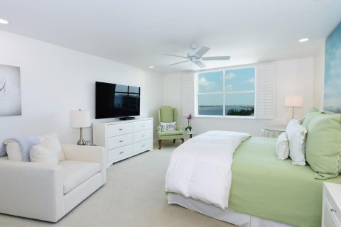 Condo in Palm Beach, Florida, 2 bedrooms  № 1181940 - photo 26